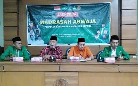 Peserta mengikuti agenda kaderisasi PCNU Pengurus Cabang Kabupaten Lamongan